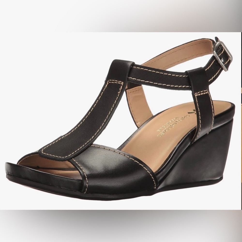 Naturalizer Camilla Wedge T-Strap Sandal. Black Leather with buckle closure.